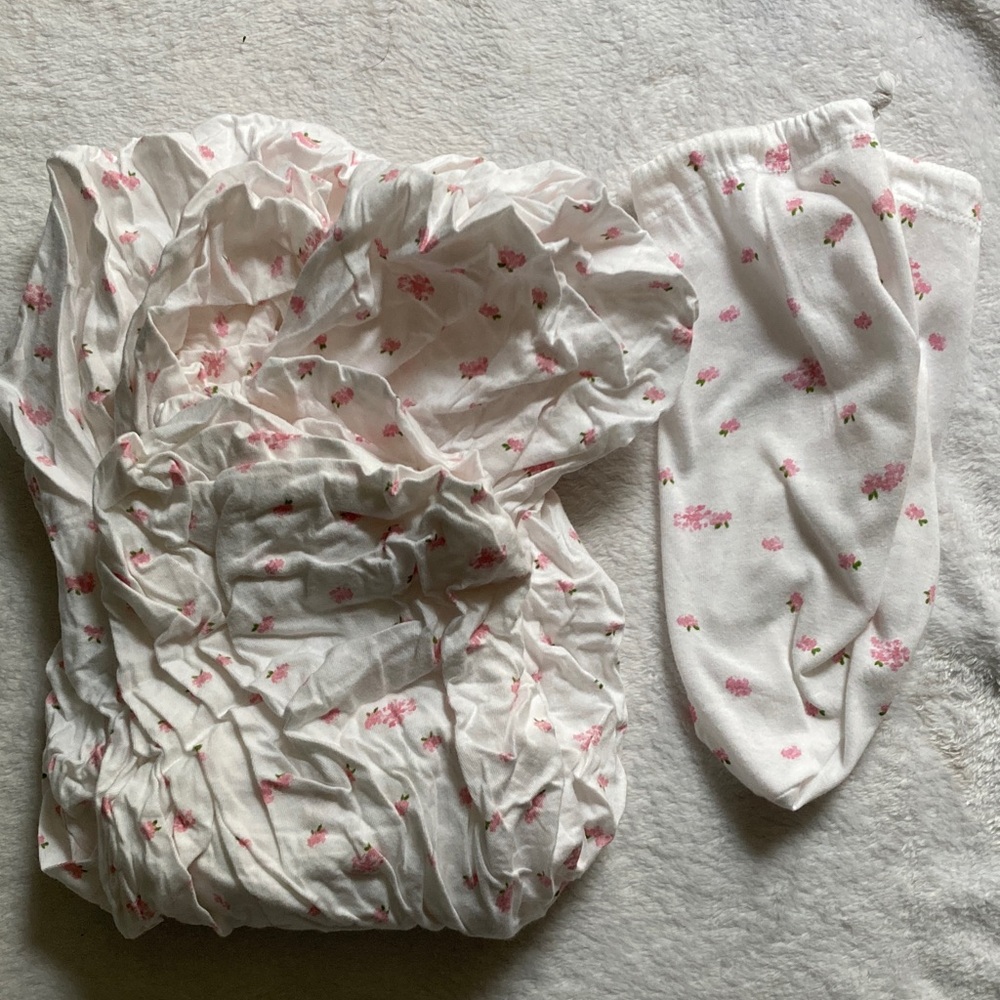 Burt’s bees Floral Crib Bedding